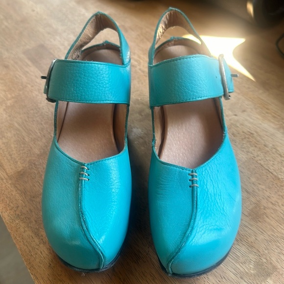 John Fluevog Shoes - John Fluevog Turquoise size 7.5 Brand new